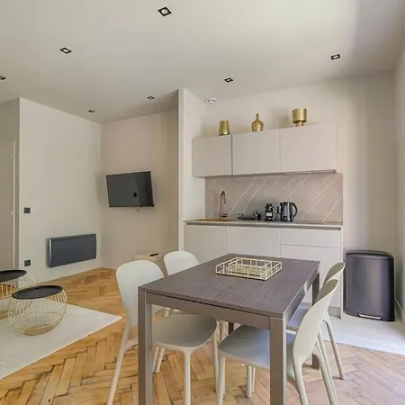 Bel Appartement Lumineux, Deux Pieces, Ecully Exterior photo