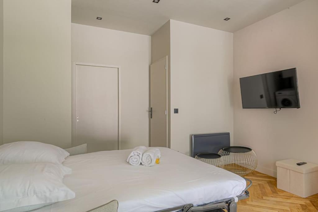 Appartement Bel Lumineux, Deux Pieces, *