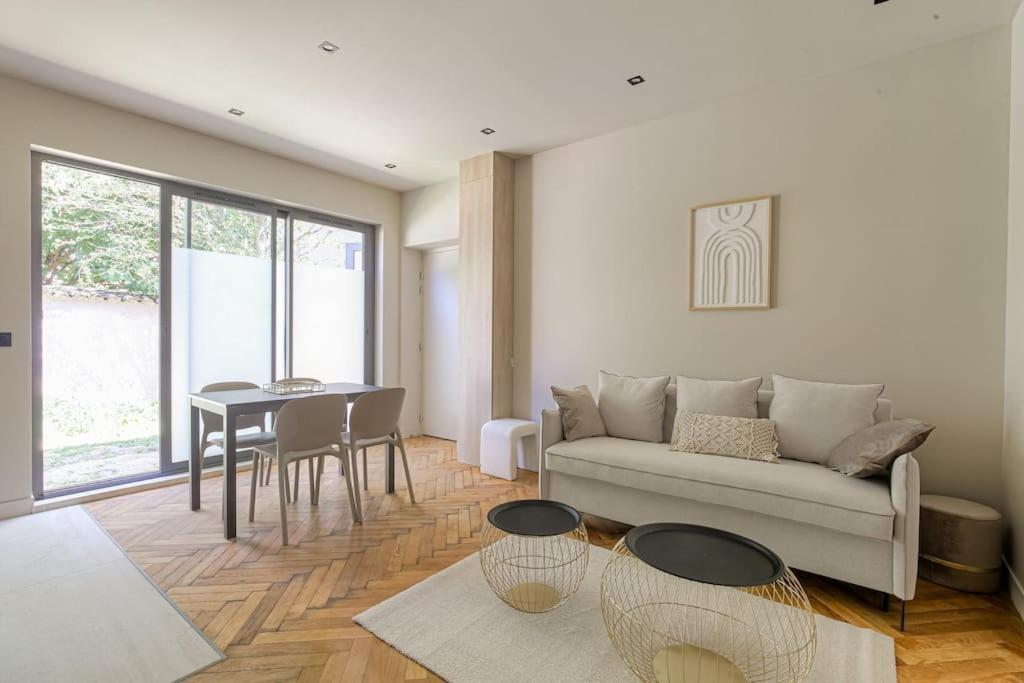 Appartement Bel Lumineux, Deux Pieces,